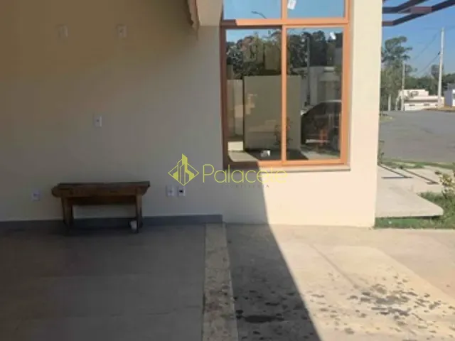 Casa 3 quartos e 5 banheiros, à venda, no bairro Loteamento Residencial e Comercial Bosque do Imperador em Pindamonhangaba