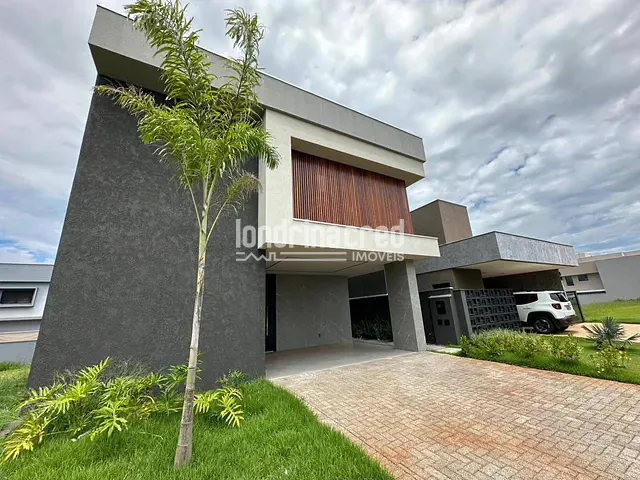 Casa com 250m² 4 quartos e 6 banheiros, à venda, no bairro CONDOMÍNIO ARANGUÁ em Londrina