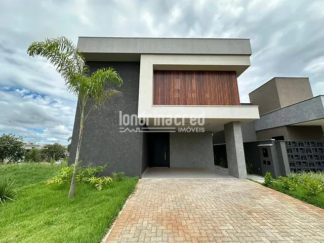 Casa com 250m² 4 quartos e 6 banheiros, à venda, no bairro CONDOMÍNIO ARANGUÁ em Londrina