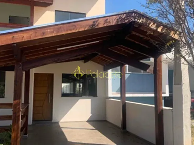 Casa 3 quartos e 3 banheiros, à venda, no bairro Condomínio Residencial e Comercial Laguna em Pindamonhangaba