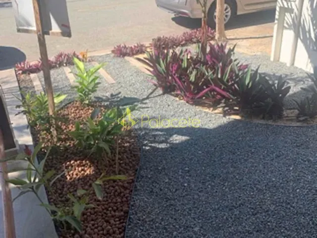 Casa 3 quartos e 3 banheiros, à venda, no bairro Condomínio Residencial e Comercial Laguna em Pindamonhangaba