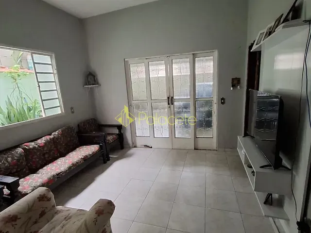 Casa com 200m² 3 quartos e 3 banheiros, à venda, no bairro João Nogueira em Potim