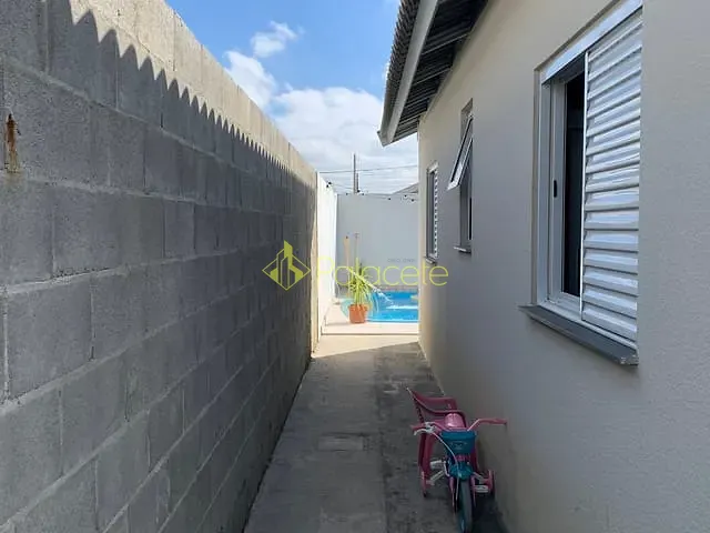 Casa com 175m² 2 quartos e 1 banheiro, à venda, no bairro Feital em Pindamonhangaba