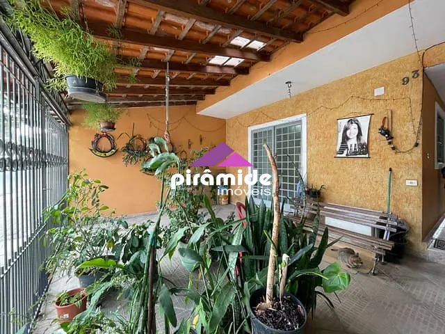 Casa com 125m² 4 quartos e 4 banheiros, à venda, no bairro Jardim Satélite em São José dos Campos