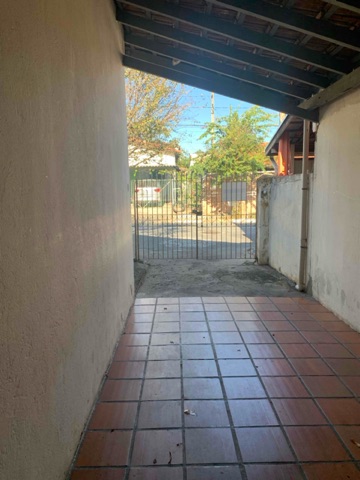 Casa com 254m² 3 quartos e 2 banheiros, à venda, no bairro Parque São Domingos em Pindamonhangaba
