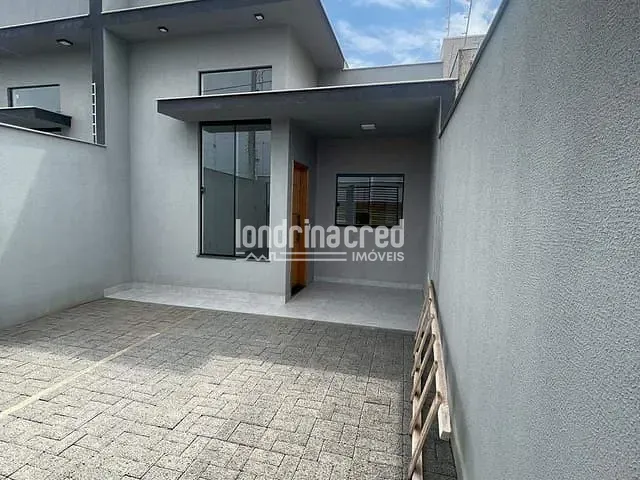 Casa com 126m² 3 quartos e 2 banheiros, à venda, no bairro Parque Taua em Londrina