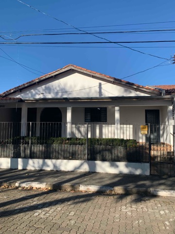Casa 3 quartos e 1 banheiro, à venda, no bairro Residencial Ouro Verde em Pindamonhangaba