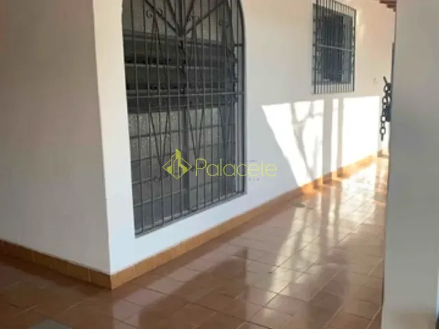 Casa 3 quartos e 1 banheiro, à venda, no bairro Residencial Ouro Verde em Pindamonhangaba