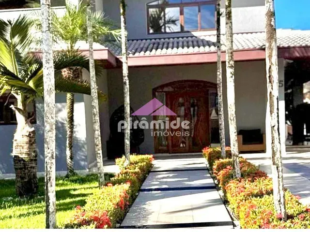 Casa com 1000m² 6 quartos e 4 banheiros, à venda ou para alugar, no bairro Tabatinga em Caraguatatuba