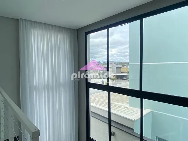 Casa com 250m² 4 quartos e 4 banheiros, à venda, no bairro Urbanova em São José dos Campos