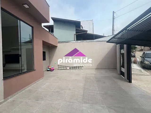 Casa com 190m² 3 quartos e 2 banheiros, à venda, no bairro Jardim Rodolfo em São José dos Campos