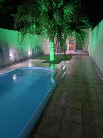 Casa com 189m² 3 quartos e 3 banheiros, à venda, no bairro Vila São Benedito em Pindamonhangaba