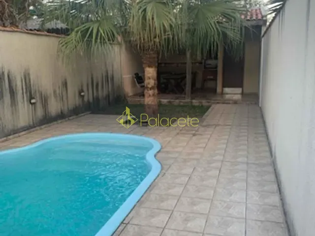 Casa com 189m² 3 quartos e 3 banheiros, à venda, no bairro Vila São Benedito em Pindamonhangaba