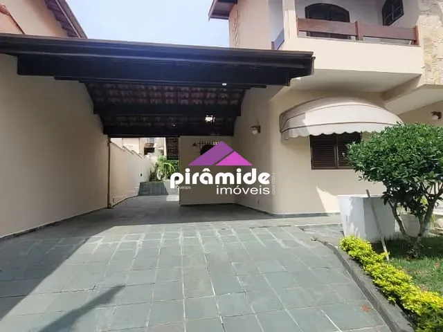Casa com 500m² 4 quartos e 5 banheiros, à venda, no bairro Jardim das Indústrias em São José dos Campos