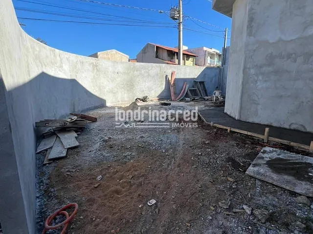 Casa com 150m² 3 quartos e 2 banheiros, à venda, no bairro Residencial José B Almeida em Londrina