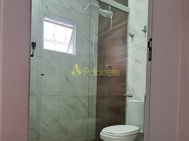 Casa com 176m² 2 quartos e 2 banheiros, à venda, no bairro Loteamento Residencial e Comercial Flamboyant em Pindamonhangaba