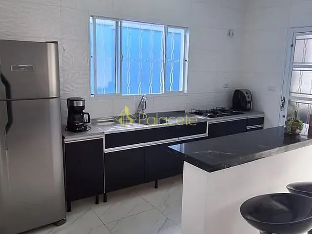 Casa com 176m² 2 quartos e 2 banheiros, à venda, no bairro Loteamento Residencial e Comercial Flamboyant em Pindamonhangaba