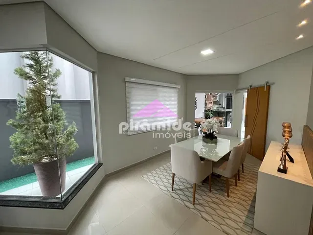 Casa com 262m² 4 quartos e 5 banheiros, à venda, no bairro Urbanova em São José dos Campos