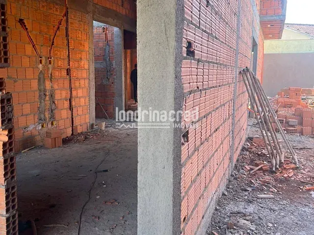 Casa com 150m² 3 quartos e 2 banheiros, à venda, no bairro Residencial José B Almeida em Londrina