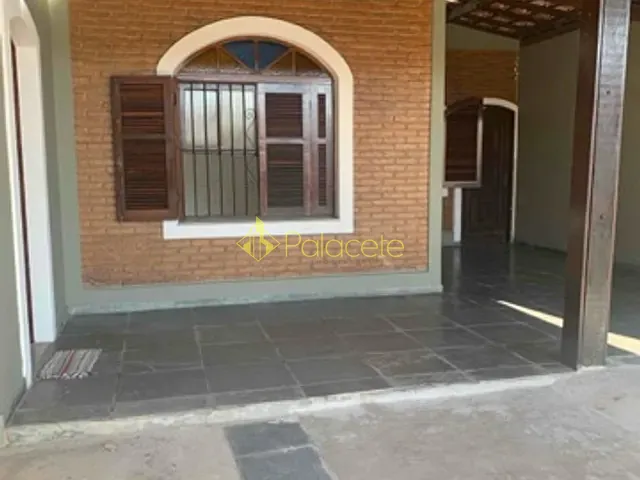 Casa com 300m² 3 quartos e 3 banheiros, à venda, no bairro Jardim do Ypê em Pindamonhangaba