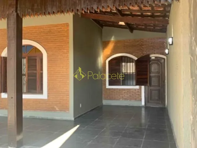 Casa com 300m² 3 quartos e 3 banheiros, à venda, no bairro Jardim do Ypê em Pindamonhangaba