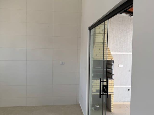 Casa com 187m² 3 quartos e 2 banheiros, à venda, no bairro Loteamento Residencial e Comercial Flamboyant em Pindamonhangaba