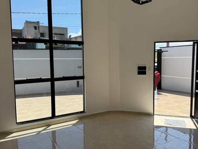 Casa com 187m² 3 quartos e 2 banheiros, à venda, no bairro Loteamento Residencial e Comercial Flamboyant em Pindamonhangaba