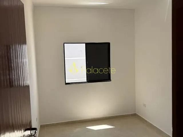 Casa com 187m² 3 quartos e 2 banheiros, à venda ou para alugar, no bairro Loteamento Residencial e Comercial Flamboyant em Pindamonhangaba
