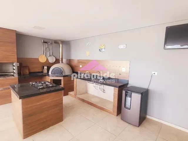 Casa com 343m² 3 quartos e 5 banheiros, à venda, no bairro Vila Paiva em São José dos Campos
