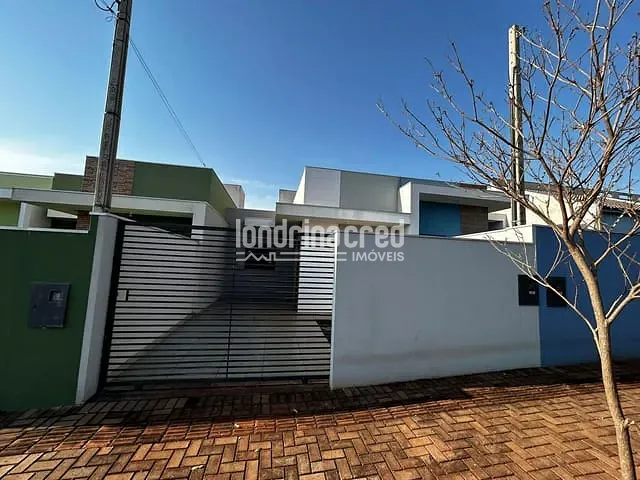Casa 3 quartos e 1 banheiro, à venda, no bairro Jardim Nobre em Rolândia