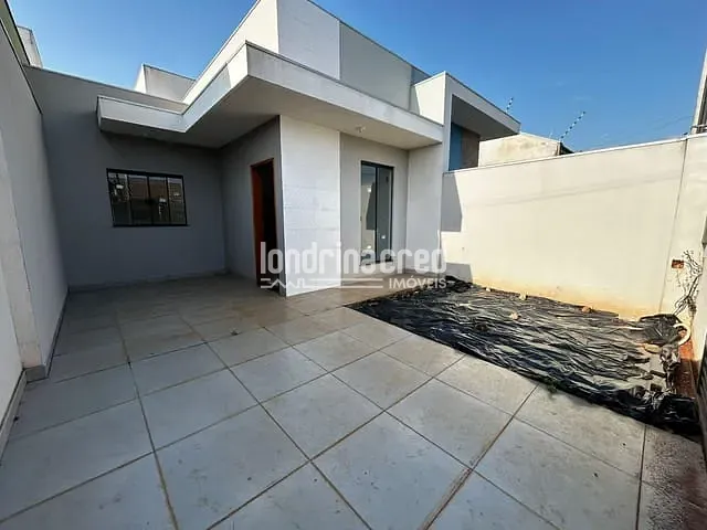 Casa 3 quartos e 1 banheiro, à venda, no bairro Jardim Nobre em Rolândia