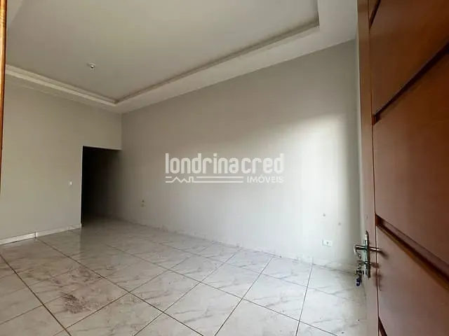 Casa 3 quartos e 1 banheiro, à venda, no bairro Jardim Nobre em Rolândia