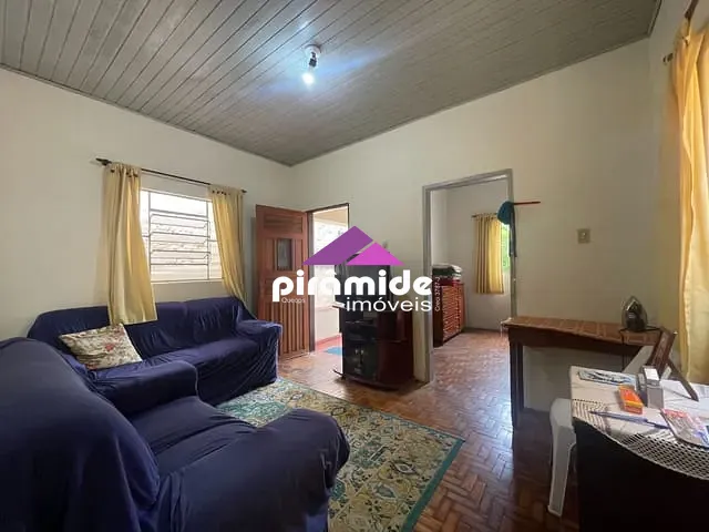 Casa com 357m² 2 quartos e 1 banheiro, à venda, no bairro Santana em São José dos Campos