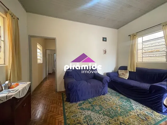 Casa com 357m² 2 quartos e 1 banheiro, à venda, no bairro Santana em São José dos Campos