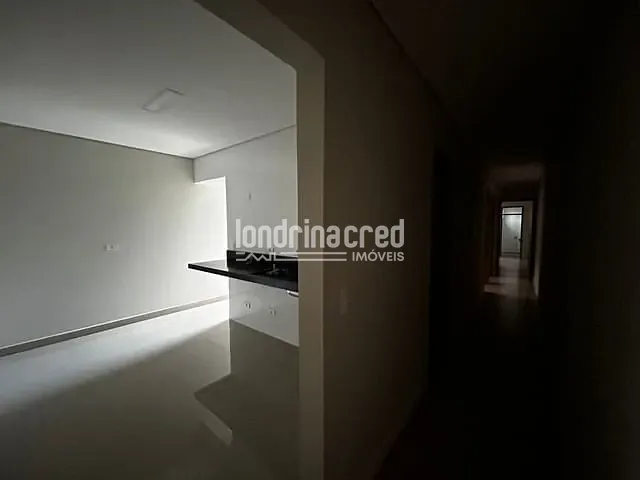 Casa 3 quartos e 2 banheiros, à venda, no bairro Loteamento Chamonix em Londrina