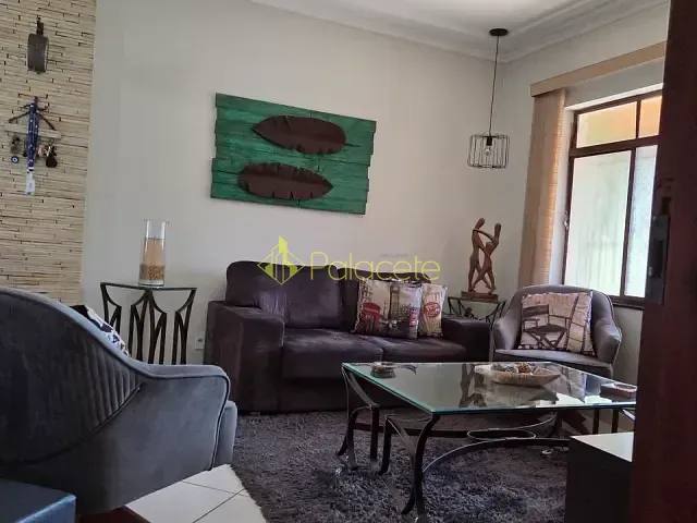 Casa 3 quartos e 3 banheiros, à venda, no bairro Tabaú em Pindamonhangaba