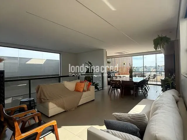 Casa com 252m² 3 quartos e 4 banheiros, à venda, no bairro CONDOMÍNIO ARANGUÁ em Londrina