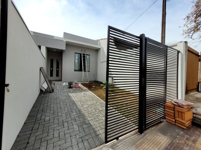 Foto do Casa - Casa Geminada na Zona Norte de Londrina: 3 dormitórios (1 suíte), sala, cozinha, banheiro social, 81m² de construção em terreno de 125m². | Londrina Cred Imóveis