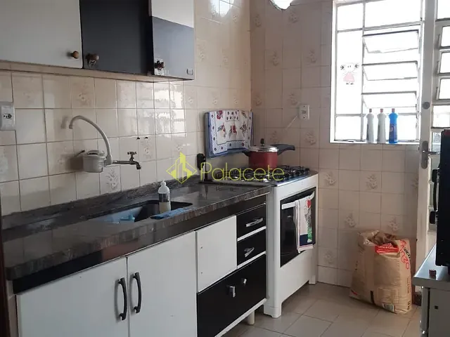 Casa com 250m² 3 quartos e 1 banheiro, à venda, no bairro Jardim Rosely em Pindamonhangaba