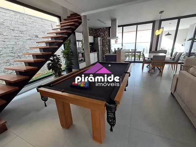 Casa com 250m² 4 quartos e 5 banheiros, à venda, no bairro Urbanova em São José dos Campos