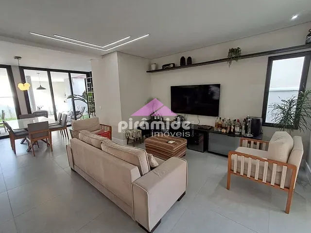 Casa com 250m² 4 quartos e 5 banheiros, à venda, no bairro Urbanova I em São José dos Campos