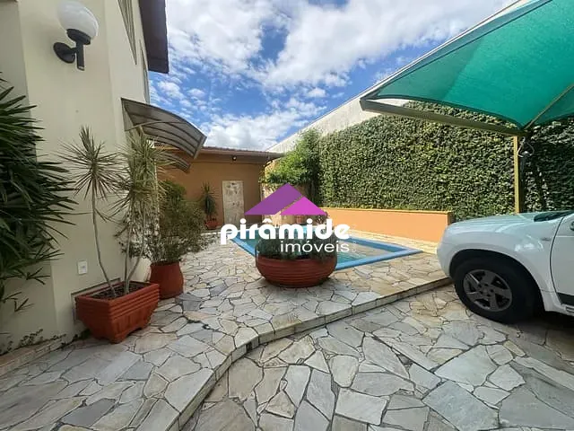 Casa com 450m² 4 quartos e 4 banheiros, à venda, no bairro Jardim Nova América em São José dos Campos