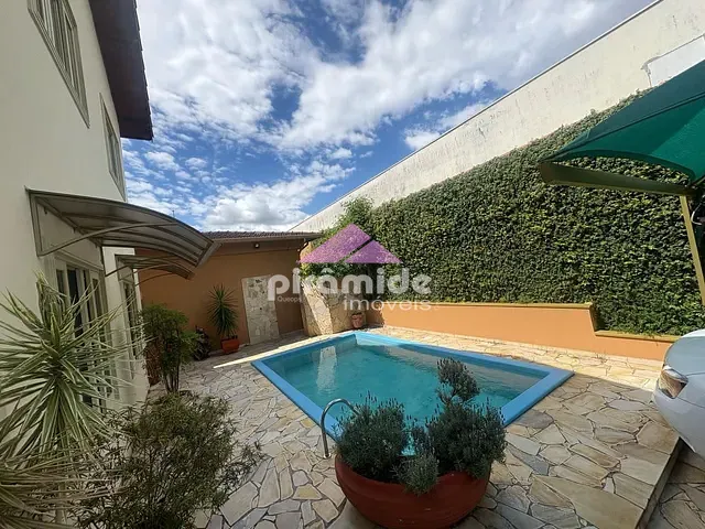 Casa com 450m² 4 quartos e 4 banheiros, à venda, no bairro Jardim Nova América em São José dos Campos