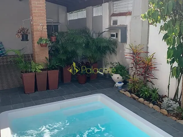 Casa com 320m² 3 quartos e 2 banheiros, à venda, no bairro Jardim Santa Cecília em Pindamonhangaba