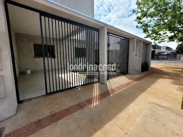 Casa com 205m² 3 quartos e 2 banheiros, à venda, no bairro Jardim Prefeito Milton Menezes em Londrina