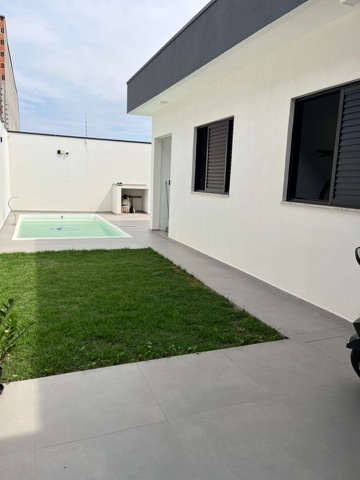 Casa com 200m² 2 quartos e 2 banheiros, à venda, no bairro Residencial Parque das Palmeiras em Pindamonhangaba