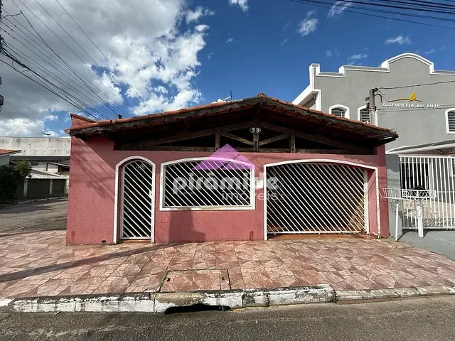 Casa com 274m² 3 quartos e 3 banheiros, à venda, no bairro Vila Nair em São José dos Campos