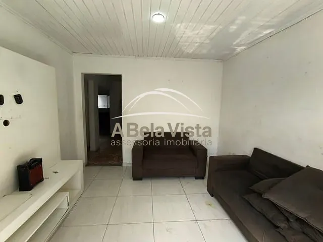 Casa 3 quartos e 2 banheiros, para alugar, no bairro Jardim Elvira em Osasco