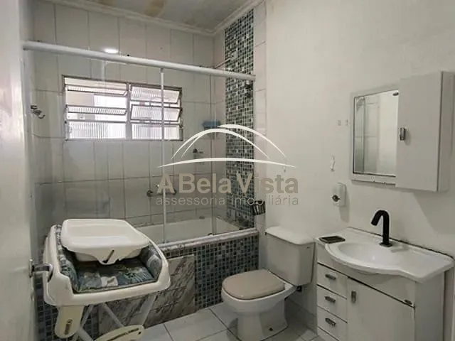 Casa 3 quartos e 2 banheiros, para alugar, no bairro Jardim Elvira em Osasco