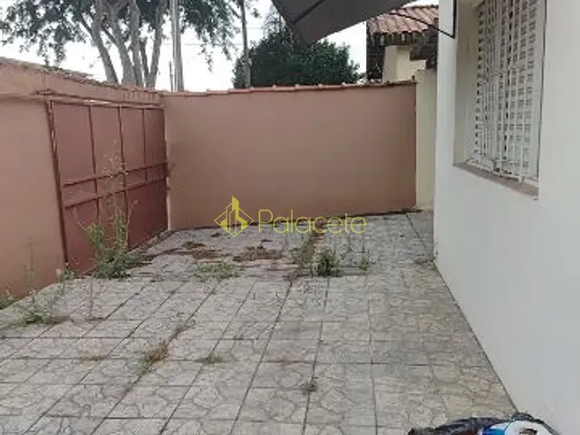 Casa com 270m² 3 quartos e 1 banheiro, à venda, no bairro Vila Rica em Pindamonhangaba